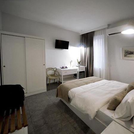 Konak Rooms L Skanderbeg Square Tirana Exteriér fotografie