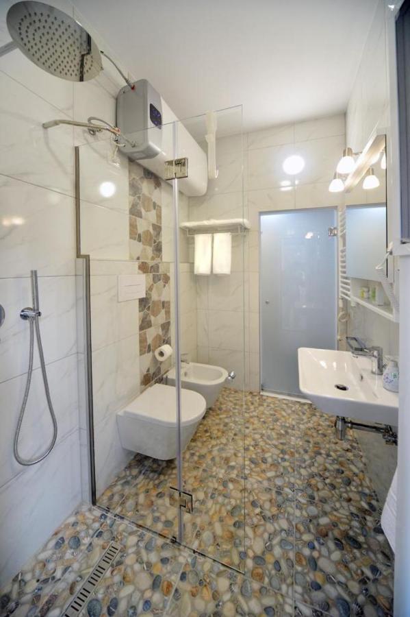 Konak Rooms L Skanderbeg Square Tirana Exteriér fotografie